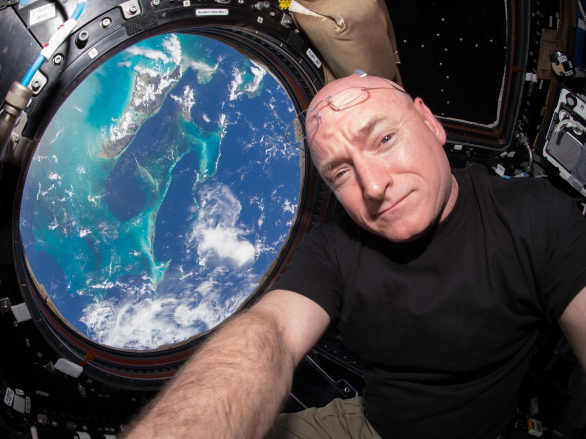 Astronaut Scott Kelly testifies before US&nbsp;Congress