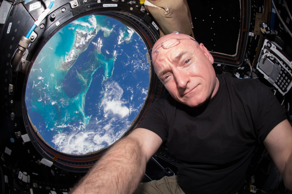 Astronaut Scott Kelly testifies before US&nbsp;Congress